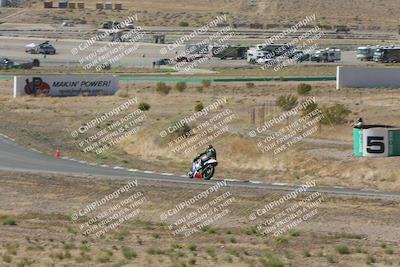 media/Apr-20-2025-AHRMA (Sun) [[393a79c373]]/Race/Group 11 early race/Turn 4b/